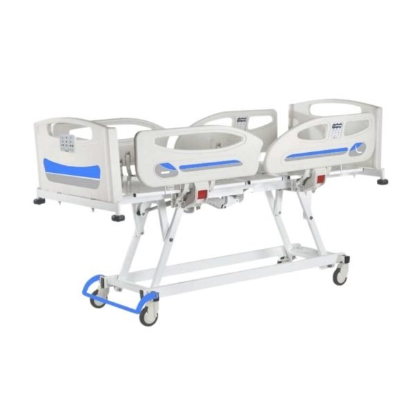 Krankenhausbetten und Tragen